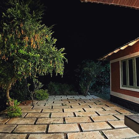 Mahout Resort Wayanad - An Experiential Jungle Stay With Waterfall カルペッタ エクステリア 写真