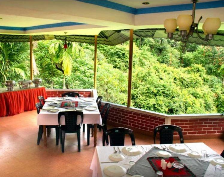 Mahout Resort Wayanad - An Experiential Jungle Stay With Waterfall カルペッタ エクステリア 写真