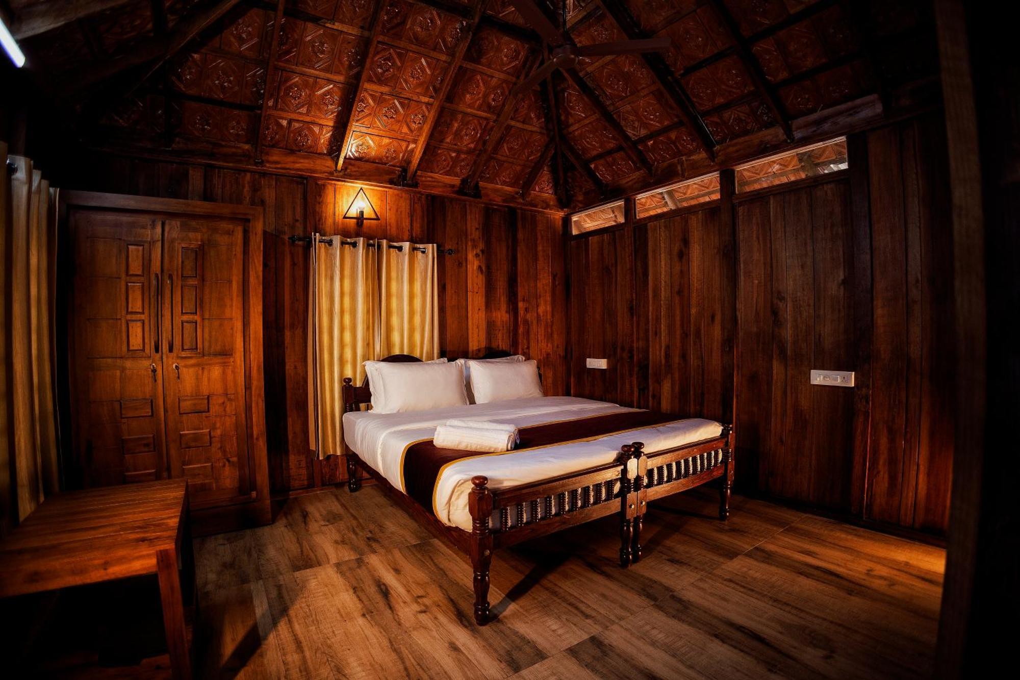 Mahout Resort Wayanad - An Experiential Jungle Stay With Waterfall カルペッタ エクステリア 写真