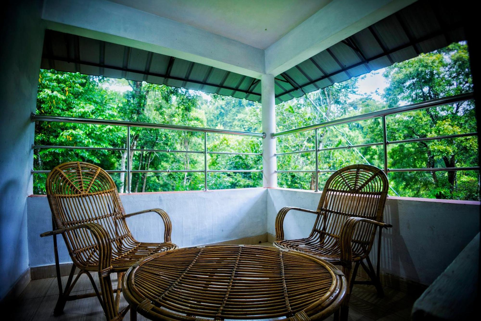 Mahout Resort Wayanad - An Experiential Jungle Stay With Waterfall カルペッタ エクステリア 写真