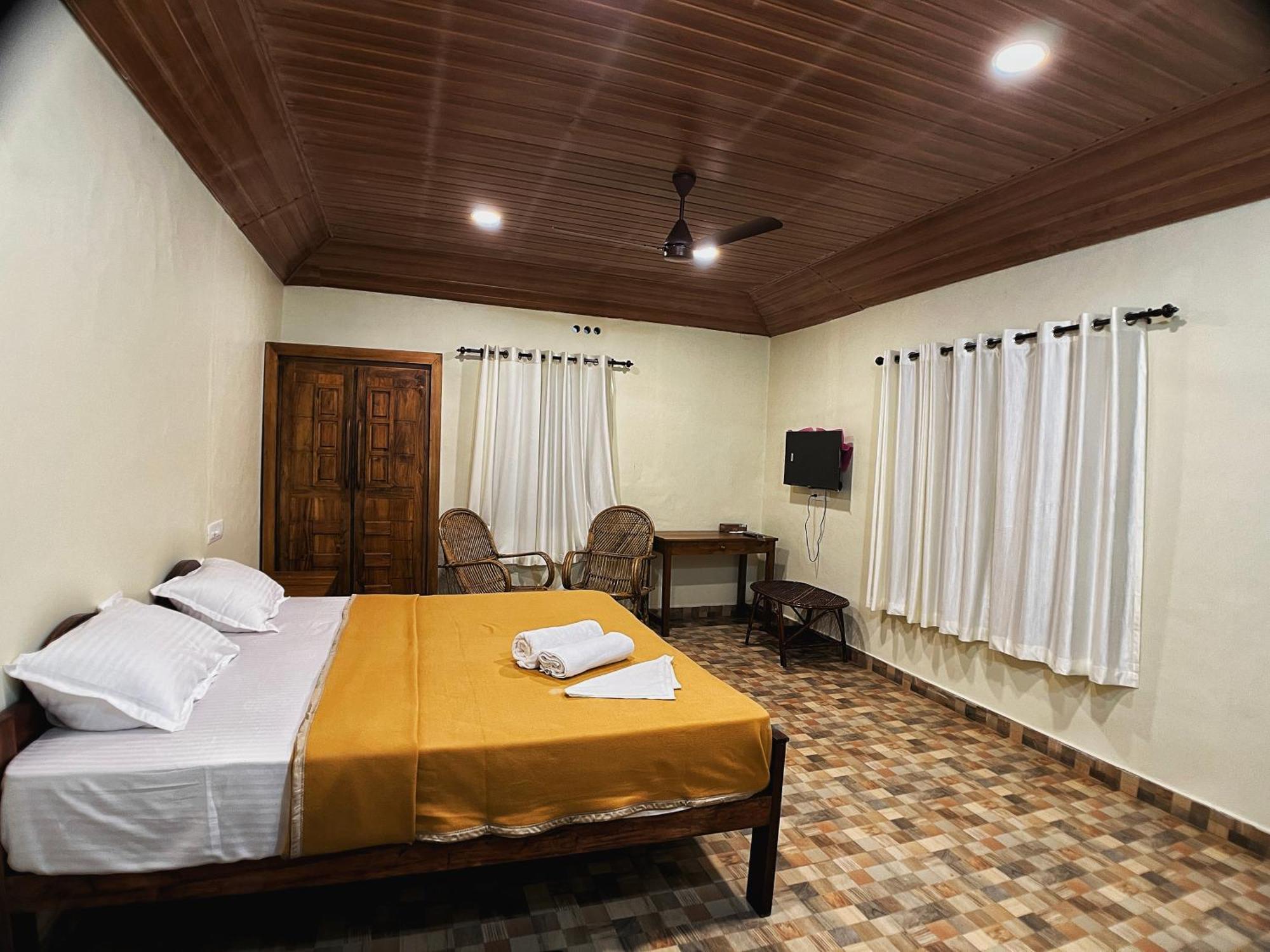 Mahout Resort Wayanad - An Experiential Jungle Stay With Waterfall カルペッタ エクステリア 写真