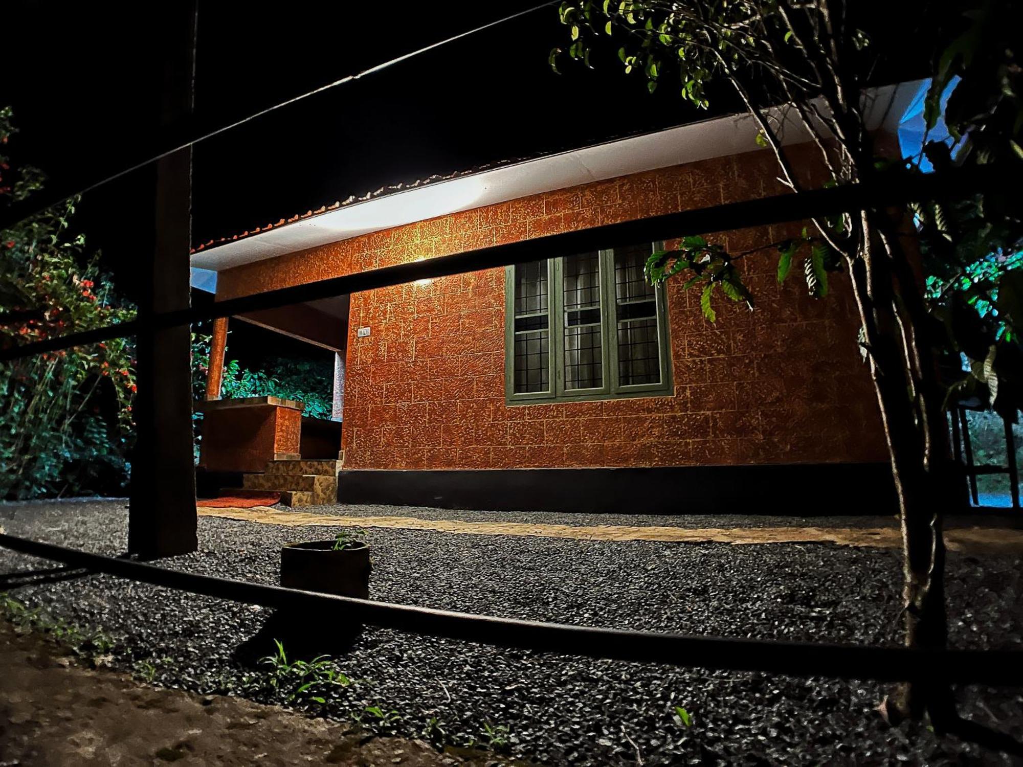 Mahout Resort Wayanad - An Experiential Jungle Stay With Waterfall カルペッタ エクステリア 写真