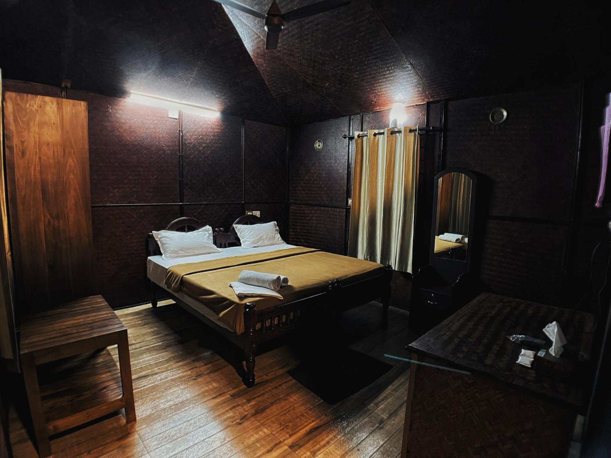 Mahout Resort Wayanad - An Experiential Jungle Stay With Waterfall カルペッタ エクステリア 写真