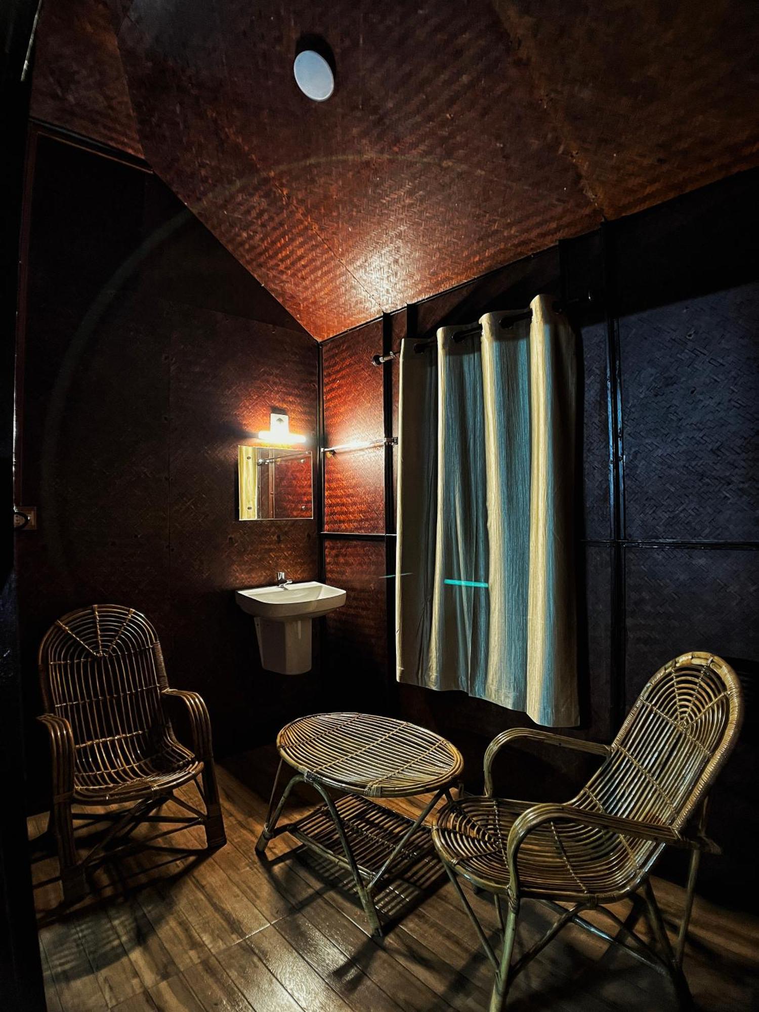 Mahout Resort Wayanad - An Experiential Jungle Stay With Waterfall カルペッタ エクステリア 写真